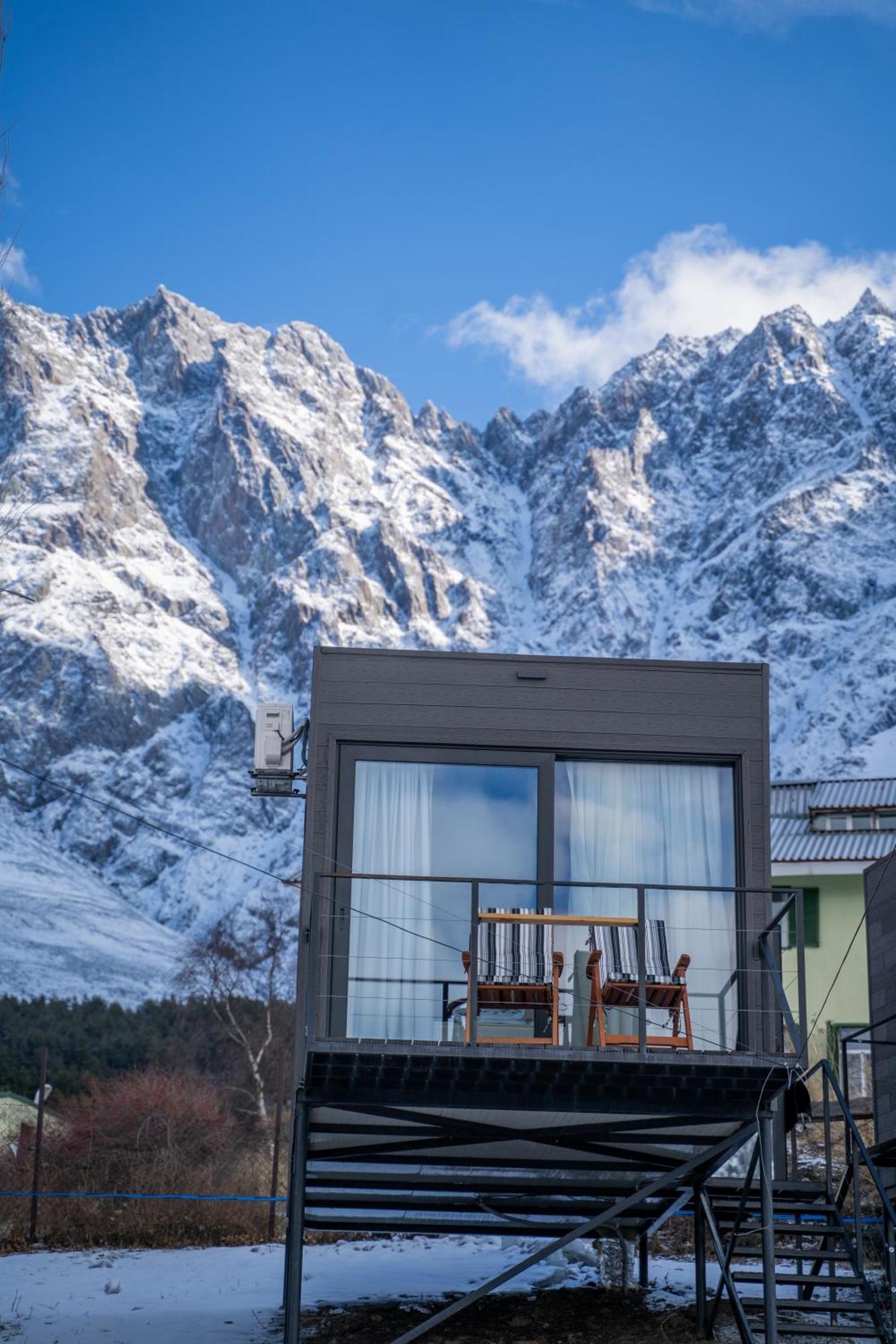 Landscapes Hotel Kazbegi Εξωτερικό φωτογραφία