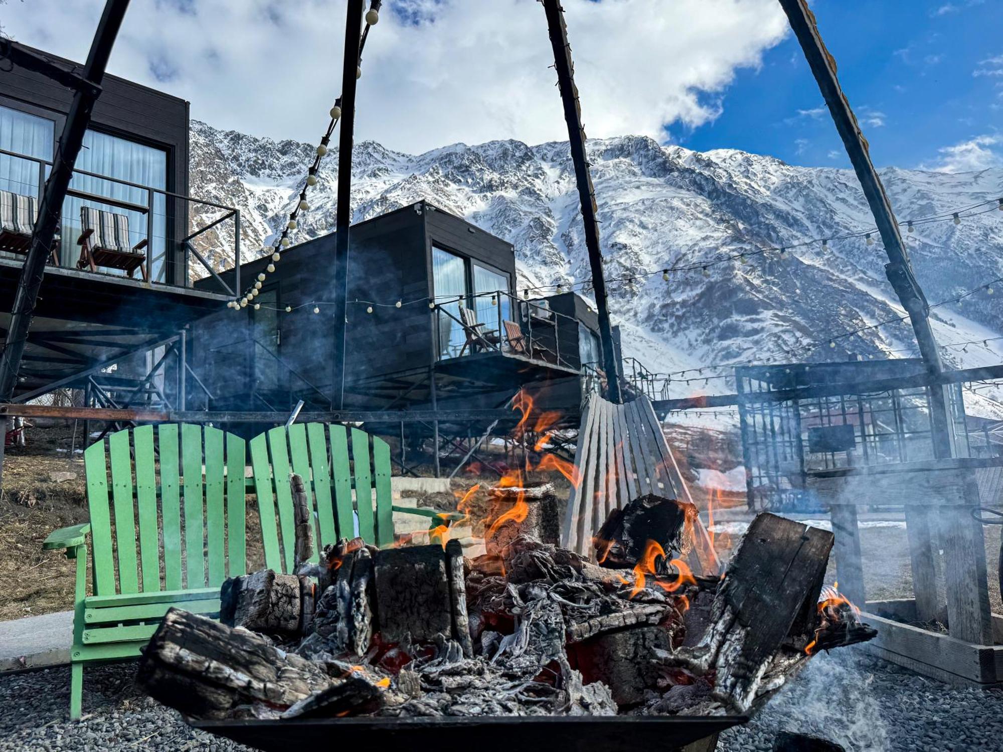 Landscapes Hotel Kazbegi Εξωτερικό φωτογραφία