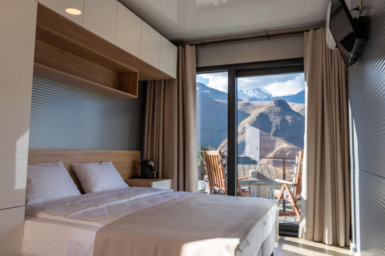 Landscapes Hotel Kazbegi Εξωτερικό φωτογραφία